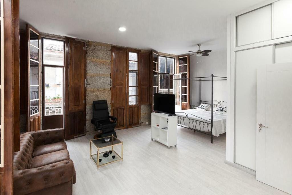 Vintage Ribadavia Apartment Exterior photo